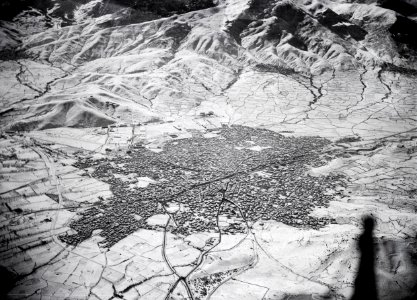 ETH-BIB-Uesküp im Vardar-Tal, 2500 m Flughöhe-Abessinienflug 1934-LBS MH02-22-0002