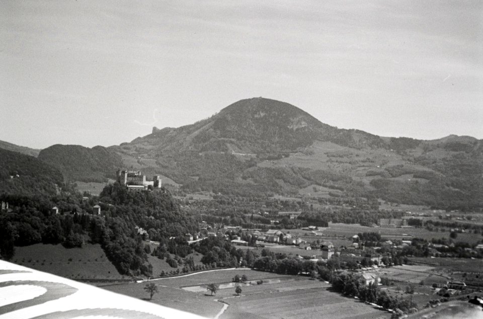 ETH-BIB-Umgebung von Salzburg mit Festung Hohensalzburg-Weitere-LBS MH02-18-0018