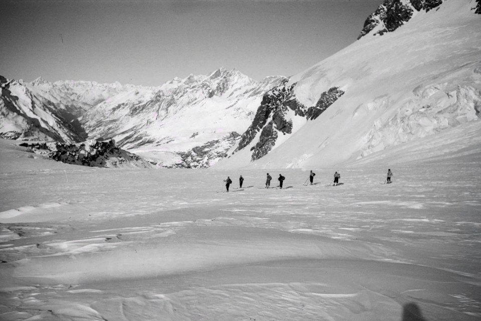 ETH-BIB-Unterer Theodulgletscher, General Milch-Inlandflüge-LBS MH05-60-37
