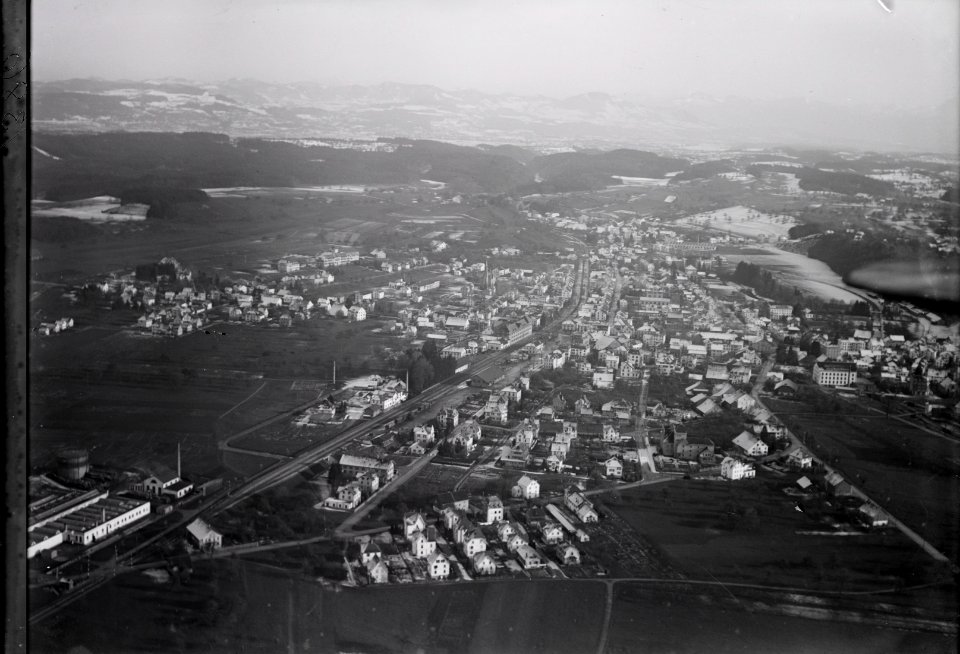 ETH-BIB-Uster v. N. W. aus 300 m-Inlandflüge-LBS MH01-001386