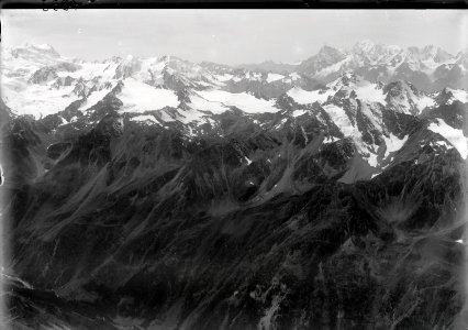 ETH-BIB-Val de Dix, Le Pleureur, Mont Blanc de Cheillon, Mont Blanc v. O. aus 3500 m-Inlandflüge-LBS MH01-004338 photo