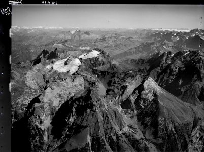 ETH-BIB-Uri Rotstock, Glarneralpen v. W. aus 3600 m-Inlandflüge-LBS MH01-008011