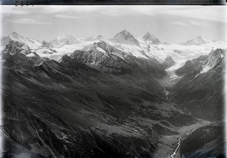 ETH-BIB-Val d'Hérens, Gabelhorn, Dent Blanche, Matterhorn v. N. aus 3500 m-Inlandflüge-LBS MH01-004333