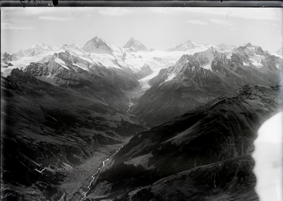 ETH-BIB-Val d'Hérens, Dent Blanche, Matterhorn-Inlandflüge-LBS MH01-004339