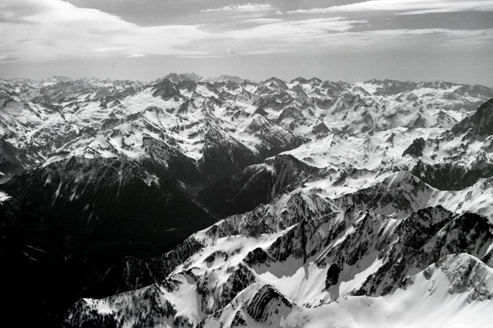 ETH-BIB-Vallée d'Ossau in den Pyrenäen (Departement Pyrénées Atlantiques), Blick aus Norden-Weitere-LBS MH02-41-0028