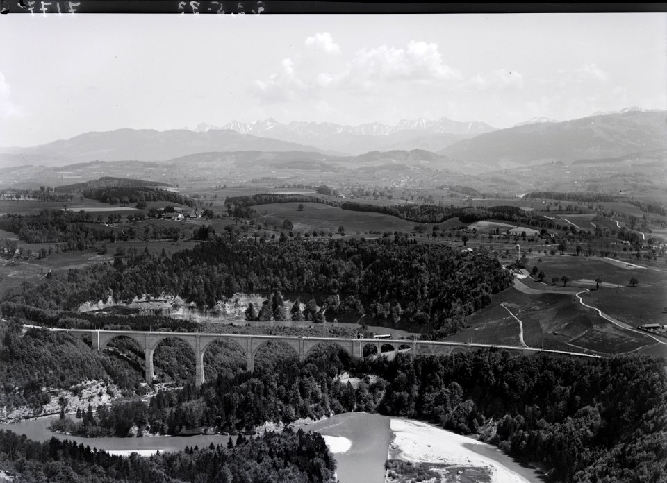 ETH-BIB-Viadukt bei Fribourg, Grand Pérolles-Inlandflüge-LBS MH01-007177