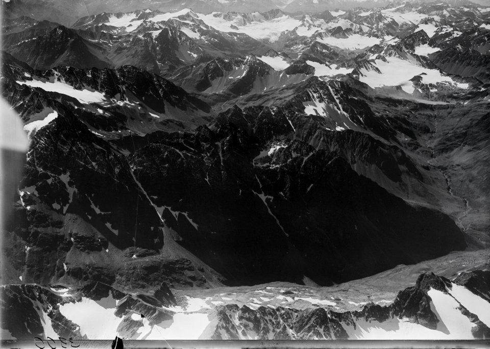 ETH-BIB-Vernelatal, Jöriflesspass, Piz Vadret-Inlandflüge-LBS MH01-003900