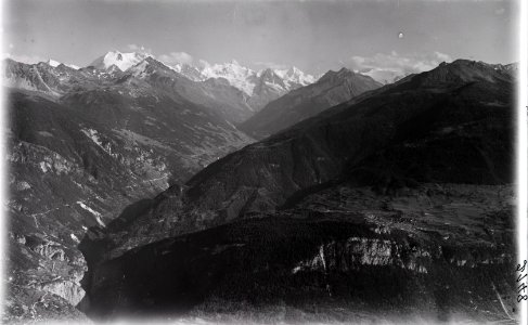 ETH-BIB-Vercorin, Val d'Anniviers, Besso, Weisshorn v. N. aus 2500 m-Inlandflüge-LBS MH01-002148