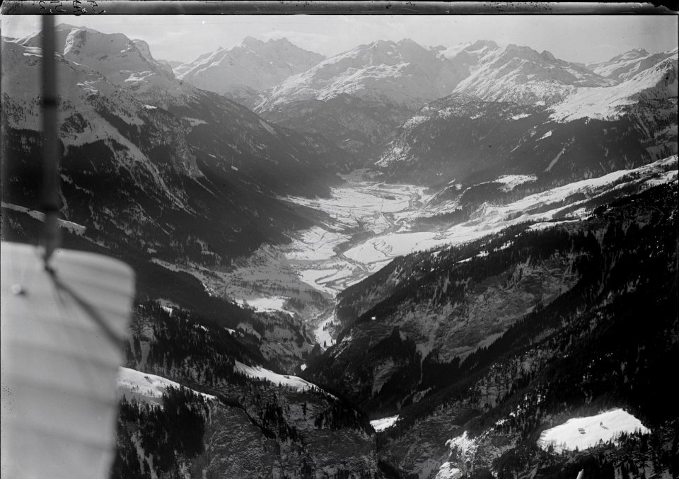 ETH-BIB-Viamala, Schons, Sürettahorn, Piz Timun v. N. aus 1500 m-Inlandflüge-LBS MH01-005353