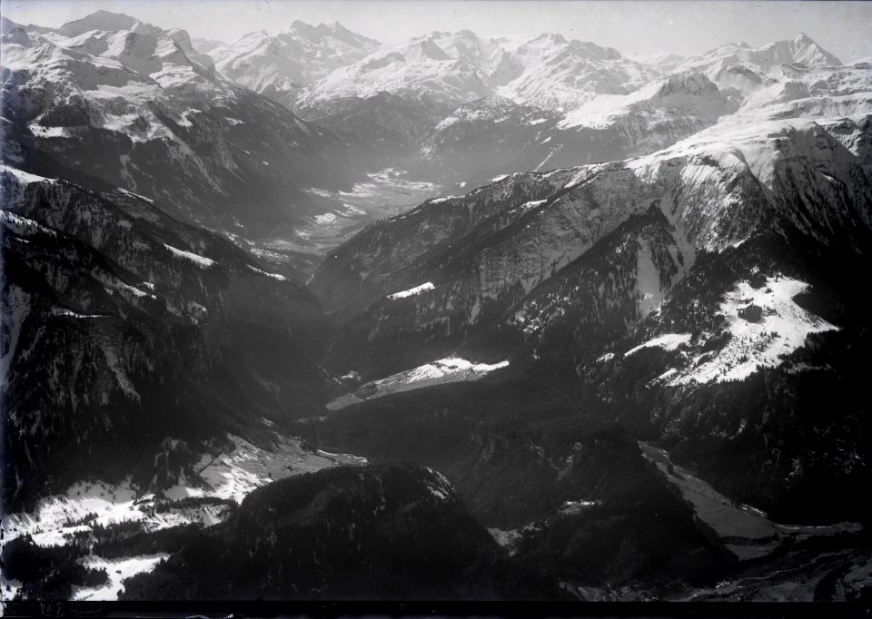 ETH-BIB-Viamala, Scharans, Surettahorn, Piz Tambo v. O. aus 2000 m-Inlandflüge-LBS MH01-004439