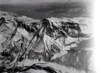 ETH-BIB-Vorab, Vorabgruppe, Panixerpass, Rheintal v. N. W. aus 4000 m-Inlandflüge-LBS MH01-000417