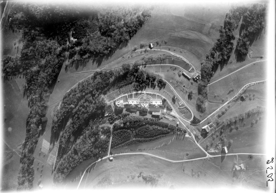 ETH-BIB-Wald, Zürcher Höhenklinik aus 1500 m-Inlandflüge-LBS MH01-002505