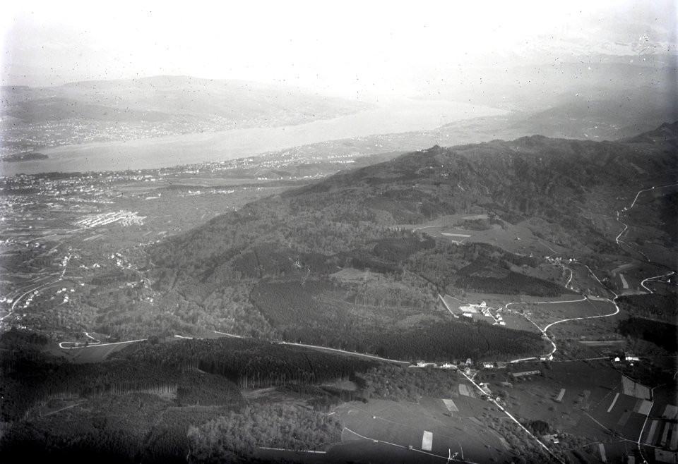 ETH-BIB-Waldegg, Ringlikon, Uetliberg, Zürichsee-Inlandflüge-LBS MH01-006007