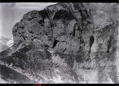 ETH-BIB-Vättis, Drachenloch-Inlandflüge-LBS MH01-003591