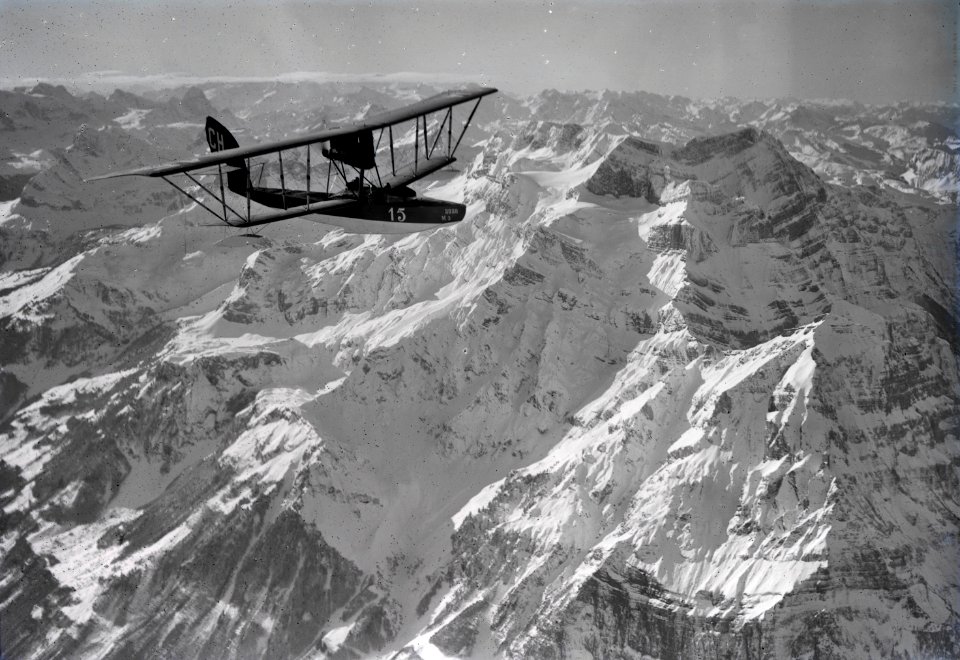 ETH-BIB-Wasserflugzeug über Linthal, Glärnisch v. O. aus 4000 m-Inlandflüge-LBS MH01-001469