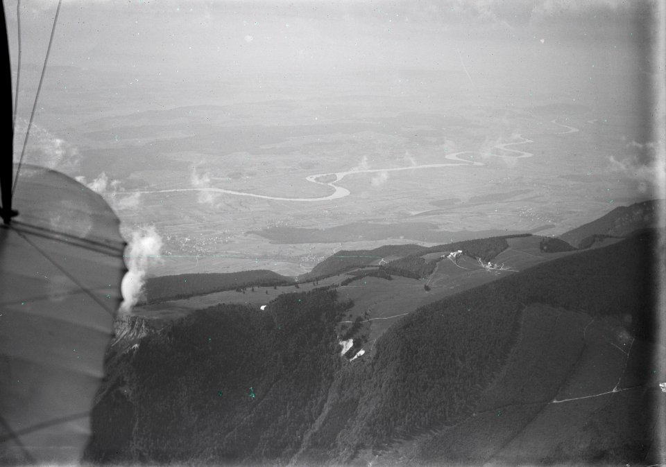 ETH-BIB-Weissenstein, Aare v. N. aus 2000 m-Inlandflüge-LBS MH01-000814
