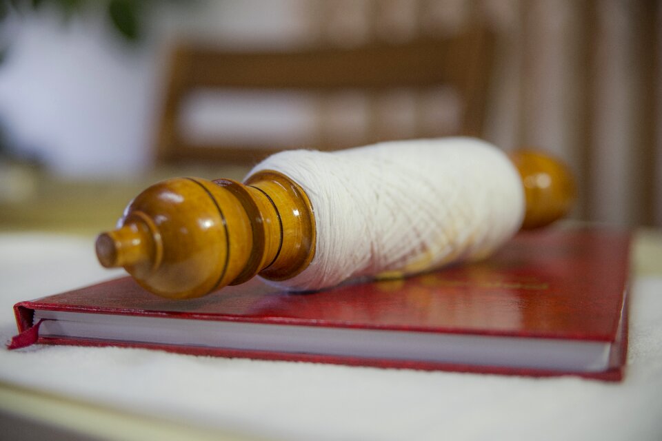 Holy thread thread ball