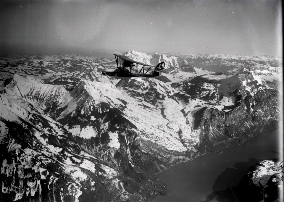 ETH-BIB-Wasserflugzeug über Walensee m. Speer, Churfirsten u. Säntis v. S. W. aus 4000 m-Inlandflüge-LBS MH01-001444