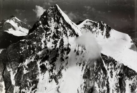 ETH-BIB-Weisshorngipfel v. S. O. aus 4500 m-Inlandflüge-LBS MH01-005800