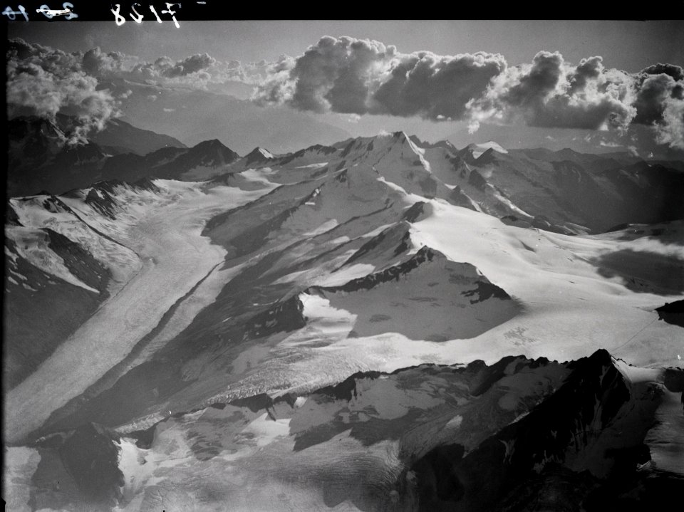 ETH-BIB-Weisskugel und Hintereisferner in den Ötzaler Alpen-Inlandflüge-LBS MH01-007128