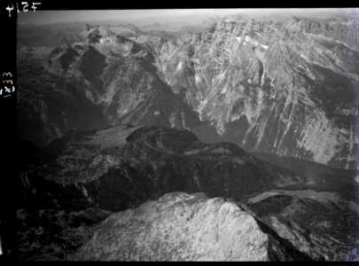 ETH-BIB-Watzmann-Ostwand-Inlandflüge-LBS MH01-007514 photo