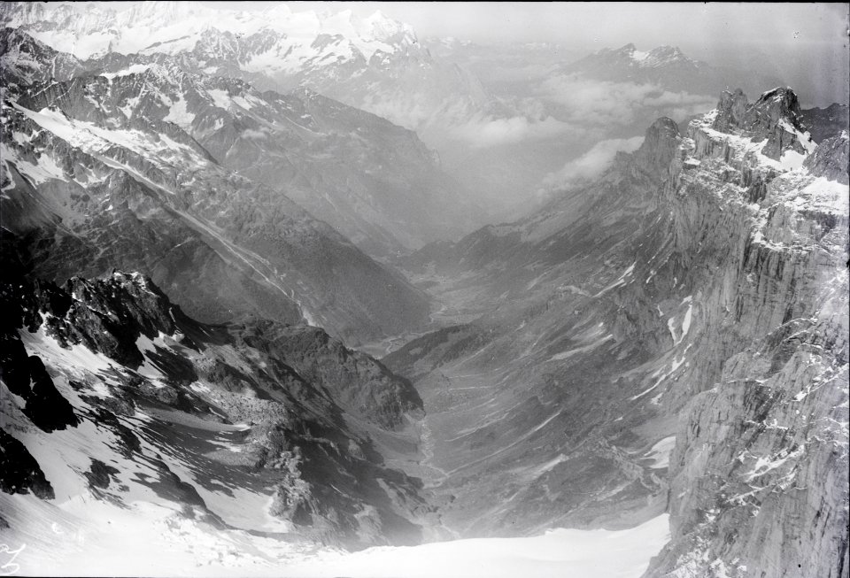 ETH-BIB-Wedental, Gadmertal, Nessental, Berneralpen v. N. O. aus 3400 m-Inlandflüge-LBS MH01-004705