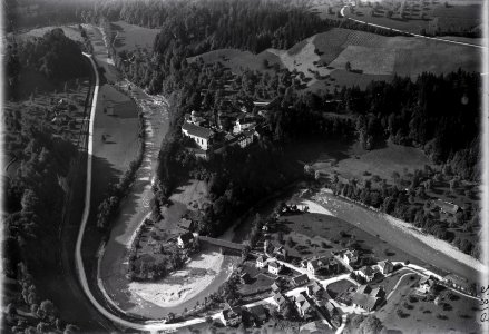ETH-BIB-Werthenstein, Kloster, Entlebuch aus 400 m-Inlandflüge-LBS MH01-002819