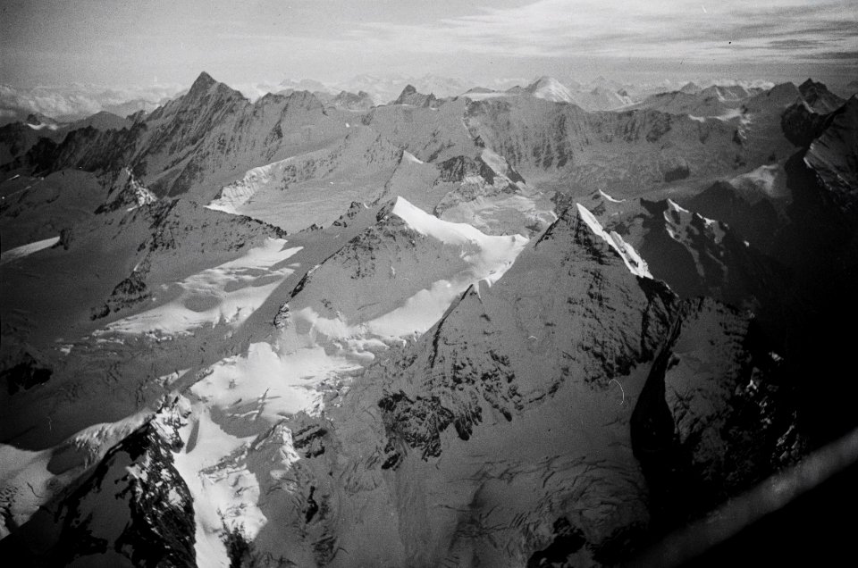 ETH-BIB-Wetterhörner, Finsteraarhorn-Inlandflüge-LBS MH05-06A-09