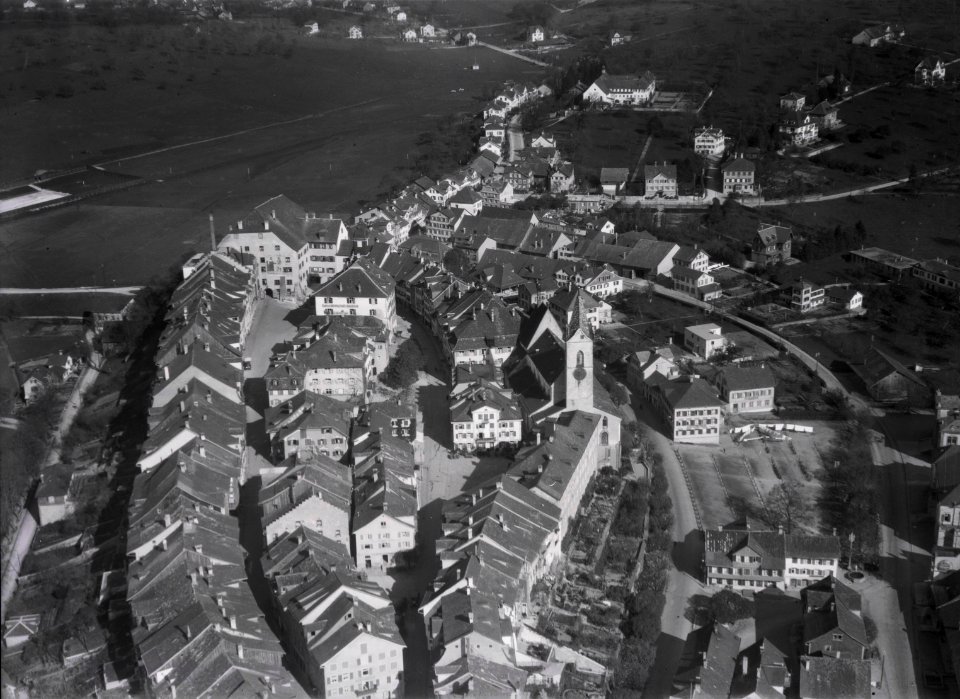 ETH-BIB-Wil (SG), Altstadt aus 50 m-Inlandflüge-LBS MH01-006676A