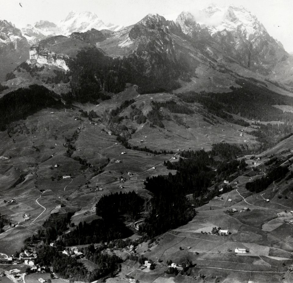 ETH-BIB-Weissbad, Säntis aus 1500 m-Inlandflüge-LBS MH01-002800