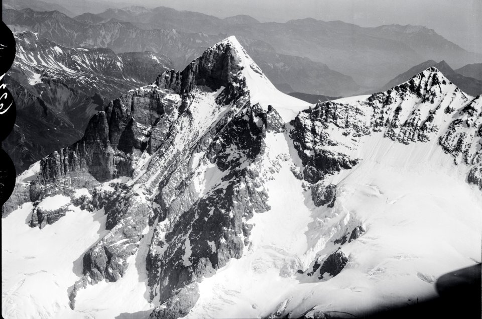 ETH-BIB-Wetterhorn, Mittelhorn v. S.-Inlandflüge-LBS MH01-006231
