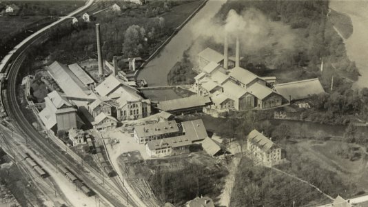 ETH-BIB-Wildegg, Zementfabrik-Inlandflüge-LBS MH03-1648 (cropped)