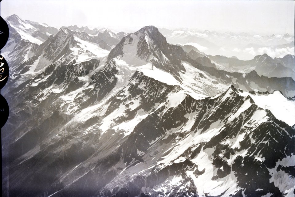 ETH-BIB-Wilerhorn, Bietschhorn, Blindenhorn v. W. aus 4200 m-Inlandflüge-LBS MH01-006208