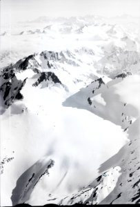 ETH-BIB-Witenwasserengletscher, Rotondohütte, Leckihorn aus 4000 m-Inlandflüge-LBS MH01-005651