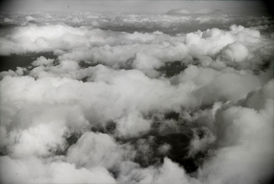 ETH-BIB-Wolken-Aufnahmen-Inlandflüge-LBS MH05-90-46