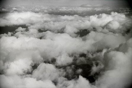 ETH-BIB-Wolken-Aufnahmen-Inlandflüge-LBS MH05-90-46