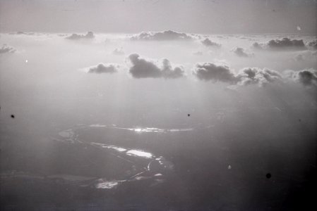ETH-BIB-Wolken-Aufnahmen-Inlandflüge-LBS MH05-90-66