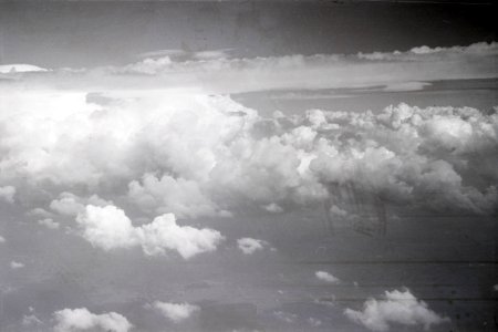 ETH-BIB-Wolken-Aufnahmen-Inlandflüge-LBS MH05-90-12
