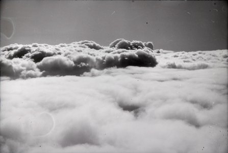 ETH-BIB-Wolken-Aufnahmen-Inlandflüge-LBS MH05-91-13