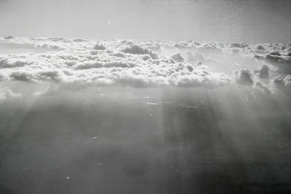 ETH-BIB-Wolken-Aufnahmen-Inlandflüge-LBS MH05-90-55