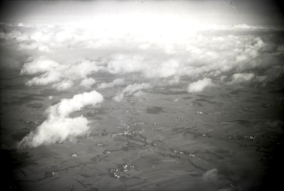 ETH-BIB-Wolken-Aufnahmen-Inlandflüge-LBS MH05-90-41