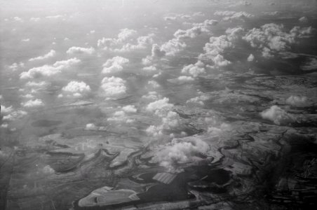ETH-BIB-Wolken-Aufnahmen-Inlandflüge-LBS MH05-90-72