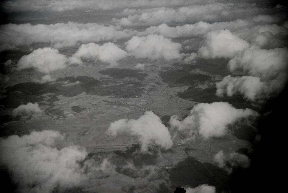 ETH-BIB-Wolken-Aufnahmen-Inlandflüge-LBS MH05-90-53