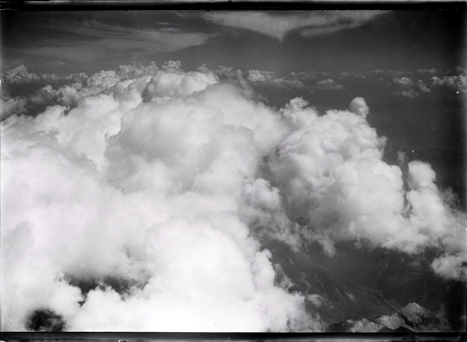 ETH-BIB-Wolken-Inlandflüge-LBS MH01-003825