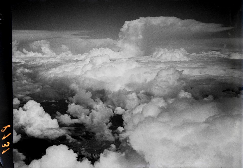 ETH-BIB-Wolken-Inlandflüge-LBS MH01-008131
