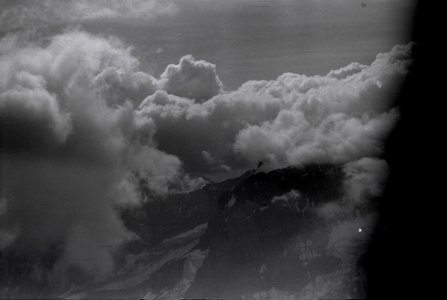 ETH-BIB-Wolken-Aufnahmen-Inlandflüge-LBS MH05-91-14