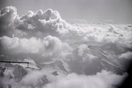 ETH-BIB-Wolken-Aufnahmen-Inlandflüge-LBS MH05-91-20