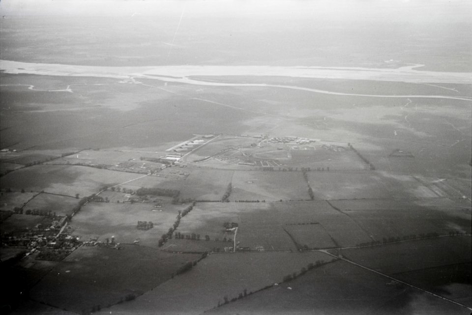 ETH-BIB-Wolken-Aufnahmen-Inlandflüge-LBS MH05-91-46