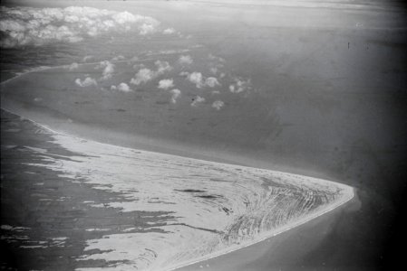 ETH-BIB-Wolken-Aufnahmen-Inlandflüge-LBS MH05-91-50