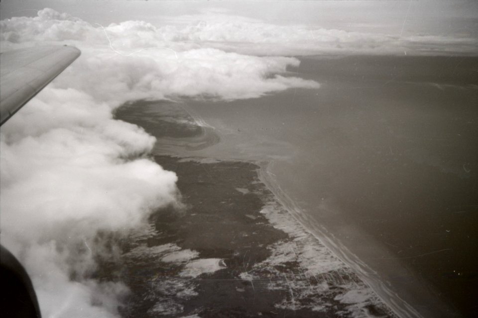 ETH-BIB-Wolken-Aufnahmen-Inlandflüge-LBS MH05-90-25